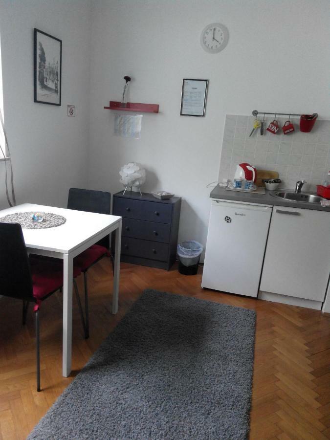 Rooms Sobe Zg Zagabria Esterno foto
